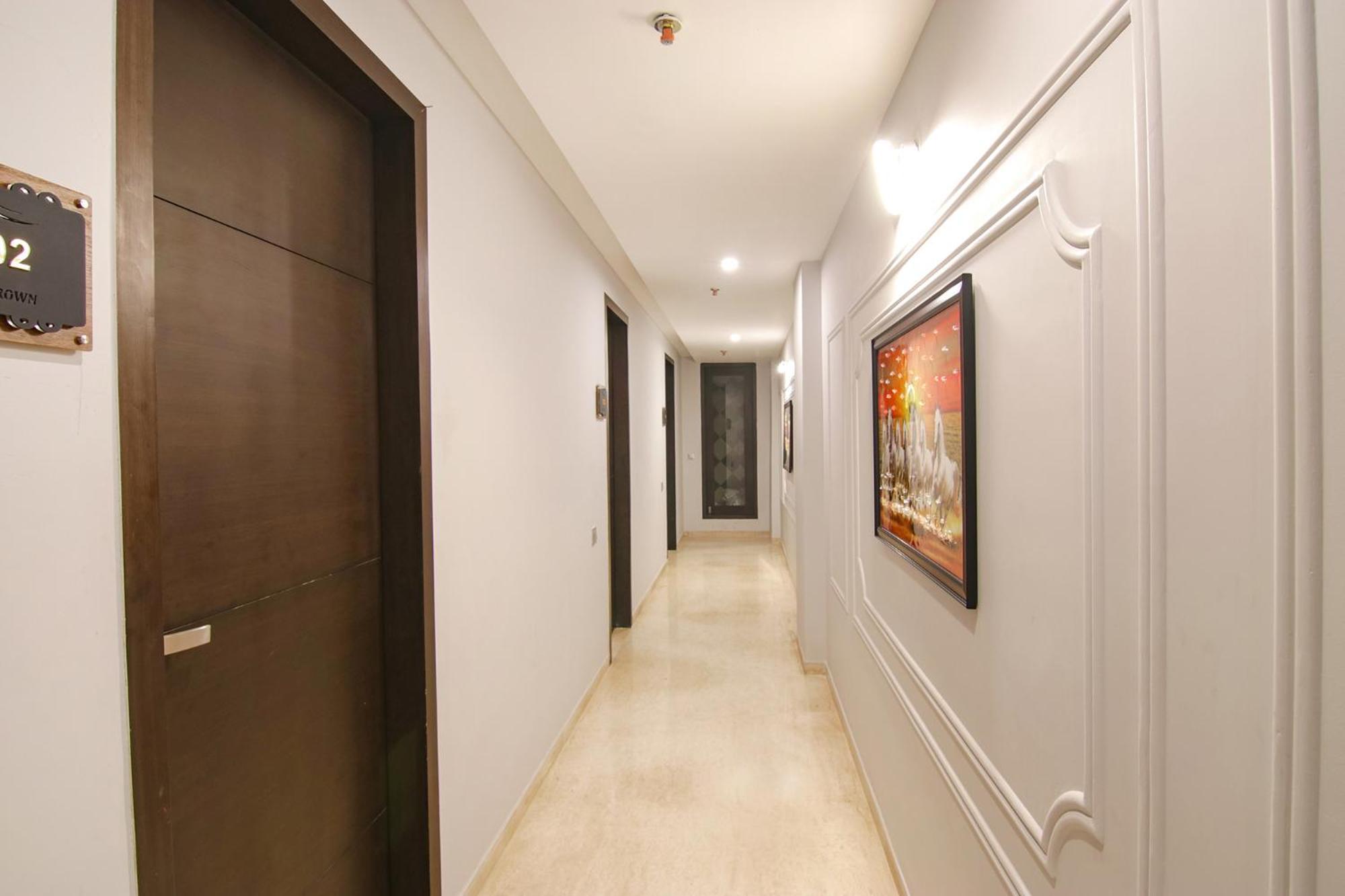 Fabhotel Prime K9 Crown ลูดิฮานา ภายนอก รูปภาพ